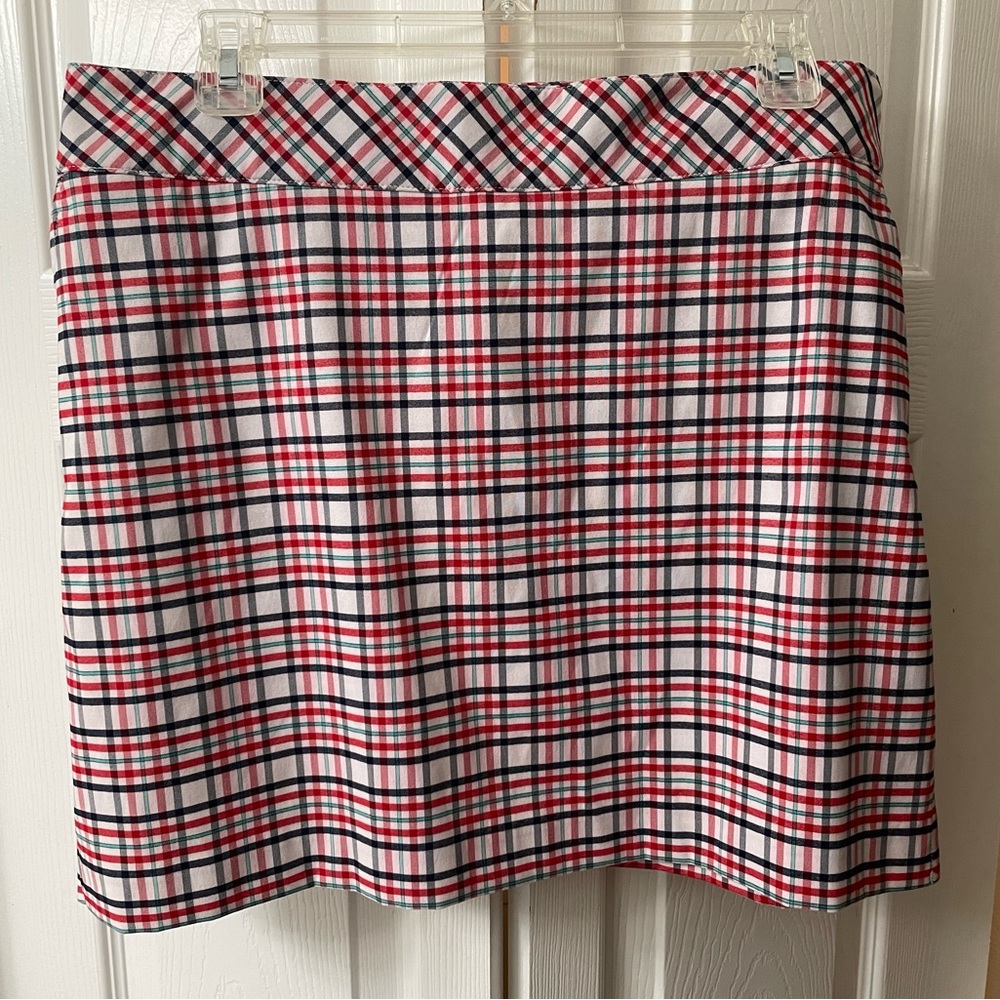 IZOD golf skirt. Plaid print. NWT